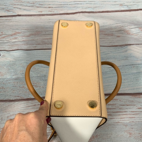 Michael Kors Med Selma Tricolor Leather Satchel - Picture 5 of 6